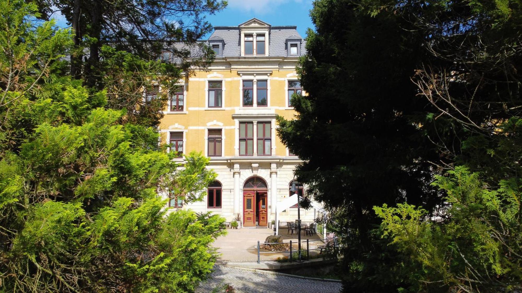 Saechsisches Gemeinschafts-Diakonissenhaus Zion E. V. Aue  Exterior foto